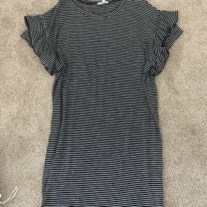 Stripe ruffle sleeve maternity dress